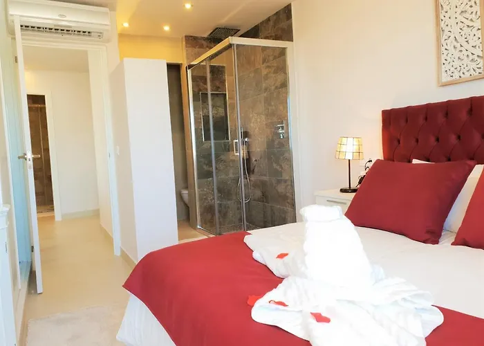 Fantastic Apartment B In Front Of The Sea & Marina